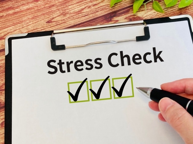 ストレスチェックを行いました