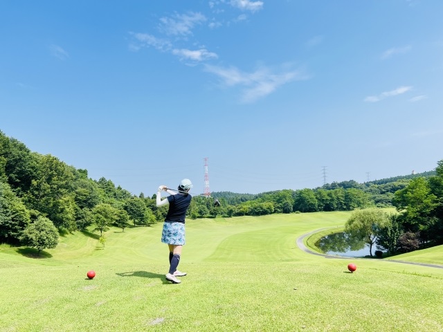 ゴルフコンペを行っています